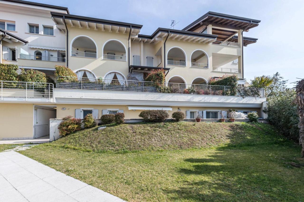 Luxury Apartment With Swimming Pool Lonato del Garda Exterior foto